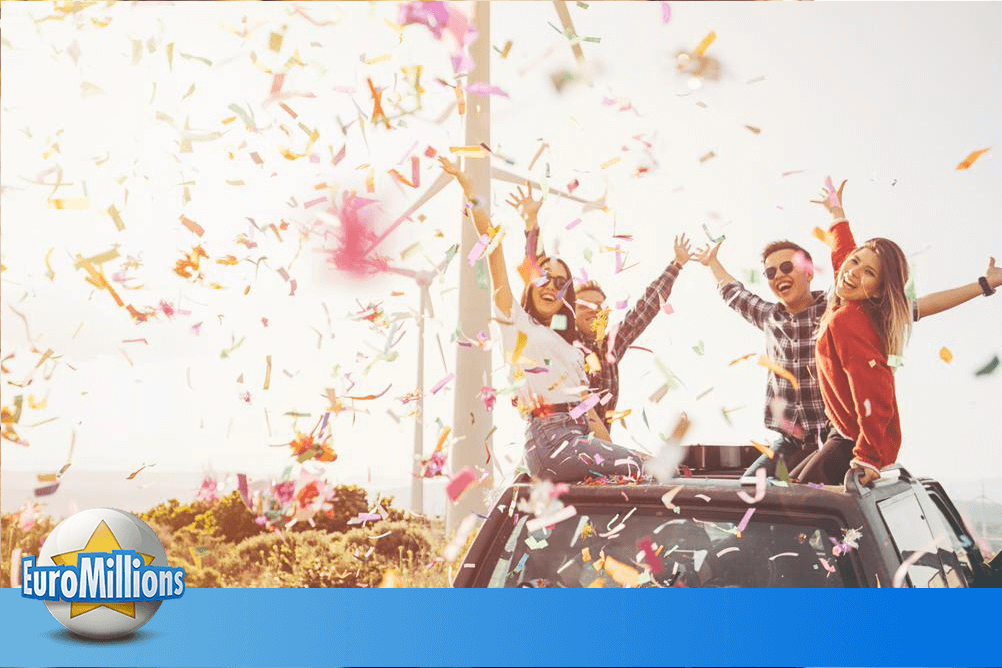 Personas celebrando los premios de la lotería EuroMillones